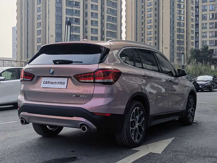 Фото 7 - BMW X1
