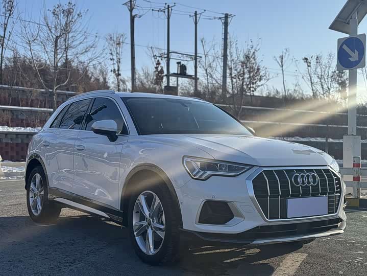 Фото 3 - Audi Q3
