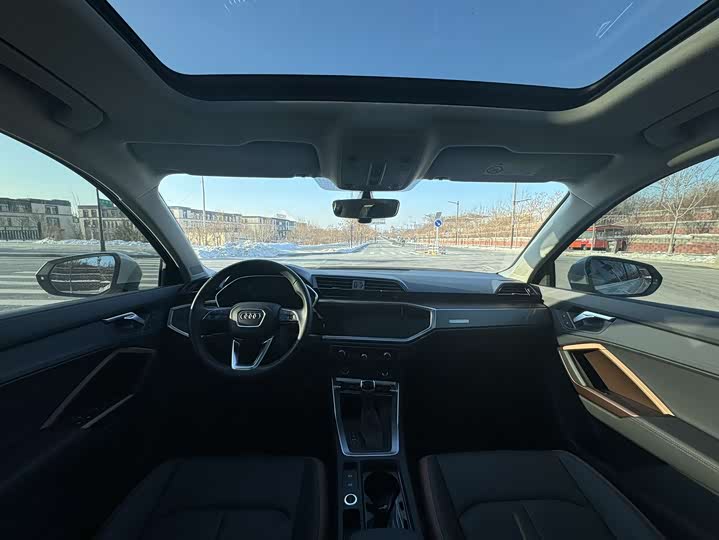 Фото 6 - Audi Q3