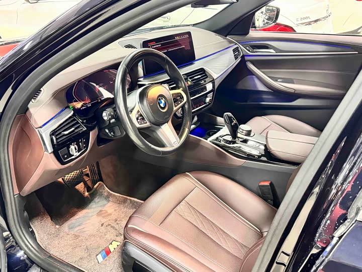 Фото 4 - BMW 5 Series