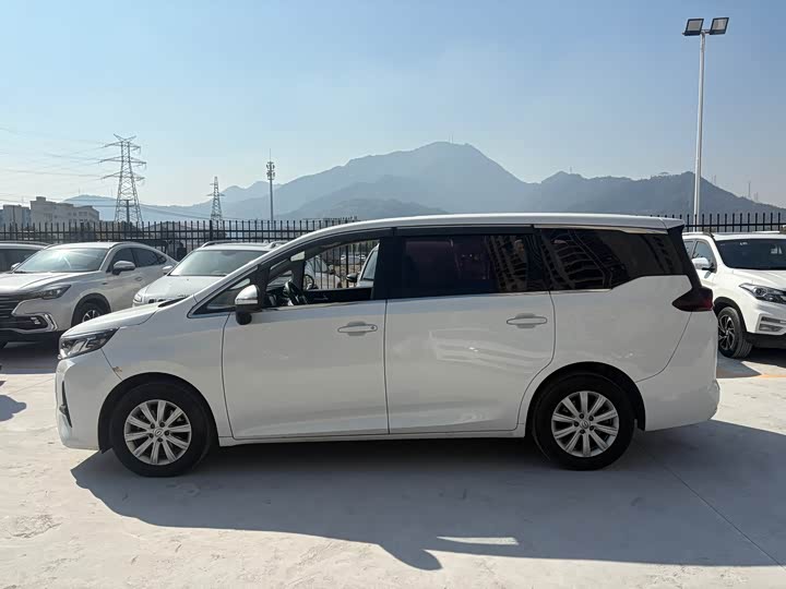 Фото 5 - GAC Trumpchi M6