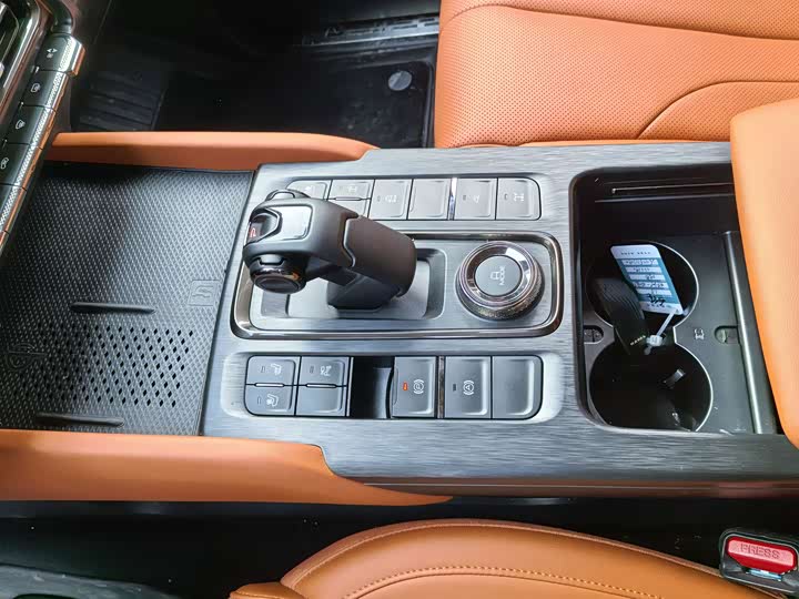 Фото 7 - Haval H9