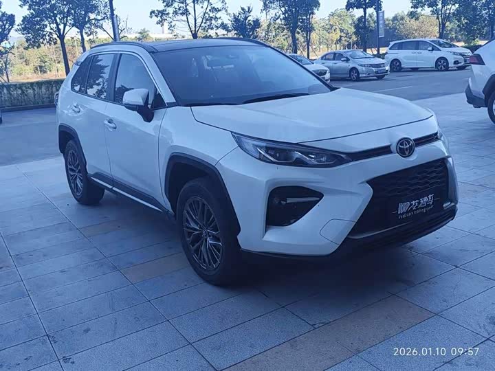 Фото 3 - Toyota Wildlander