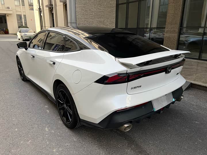 Фото 7 - Changan UNI-V