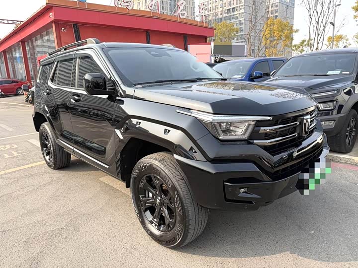 Фото 3 - Tank 400 Hybrid