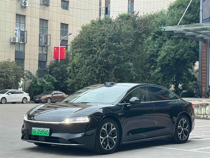 Фото 1 - Luxeed S7