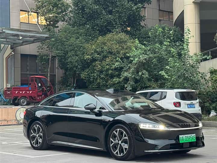 Фото 3 - Luxeed S7