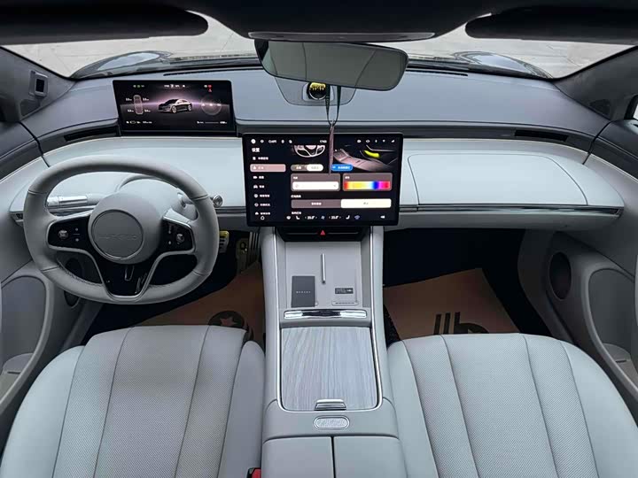 Фото 9 - Luxeed S7