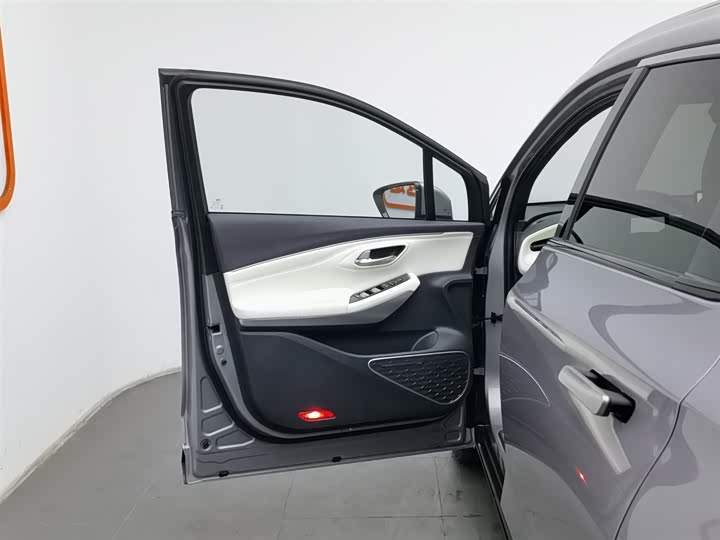 Фото 8 - GAC Aion LX