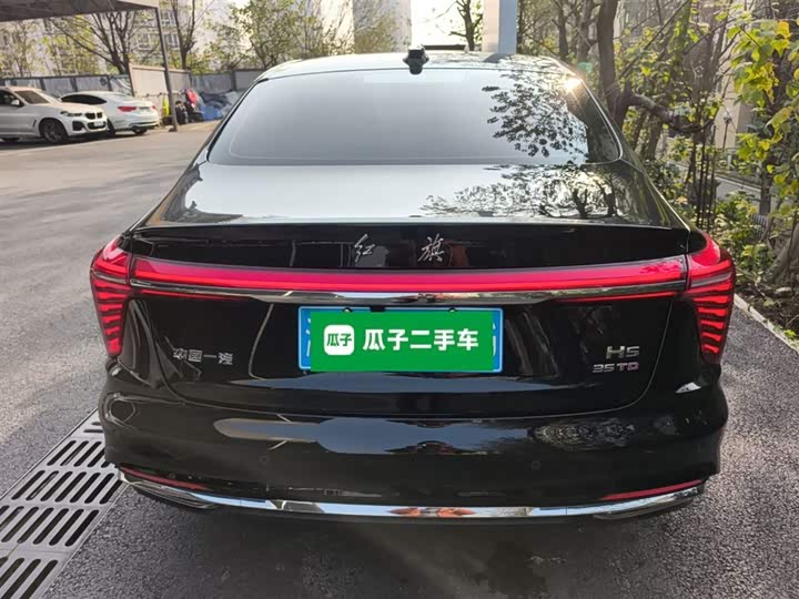 Фото 6 - Hongqi H5