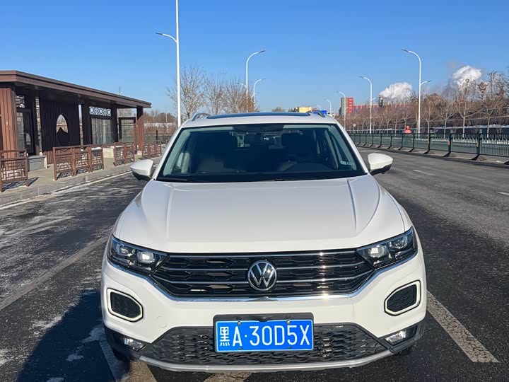 Фото 2 - Volkswagen T-Roc