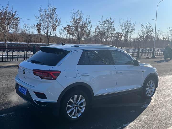 Фото 4 - Volkswagen T-Roc