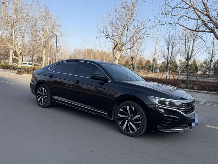 Фото 3 - Volkswagen Passat