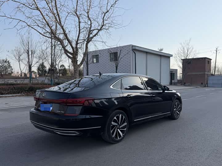 Фото 4 - Volkswagen Passat