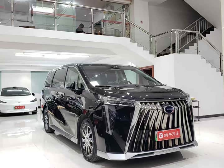 Фото 3 - GAC Trumpchi E9