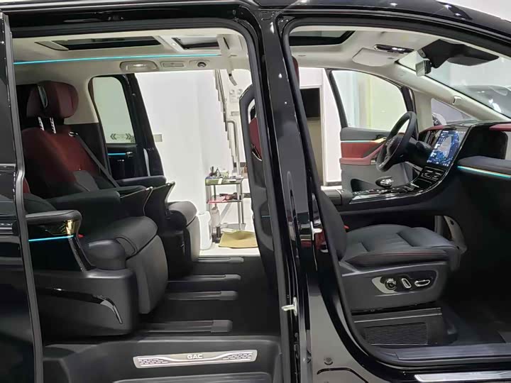 Фото 8 - GAC Trumpchi E9