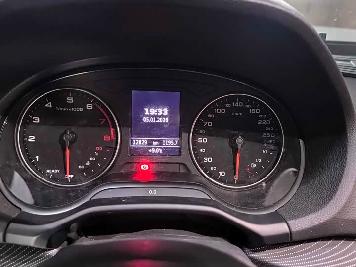 Фото 7 - Audi Q2L