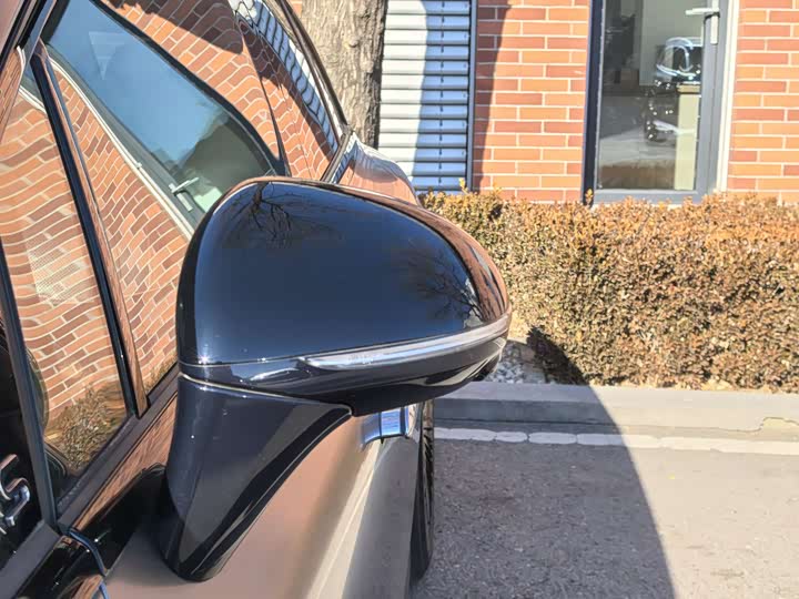 Фото 7 - Mercedes-Benz EQS AMG