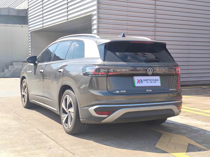 Фото 6 - Volkswagen ID.6 Crozz