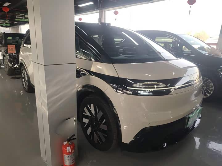 Фото 4 - Zeekr Mix