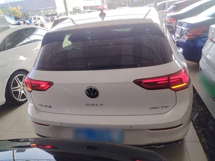 Фото 6 - Volkswagen Golf