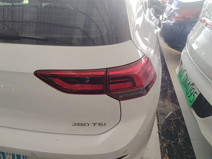 Фото 8 - Volkswagen Golf