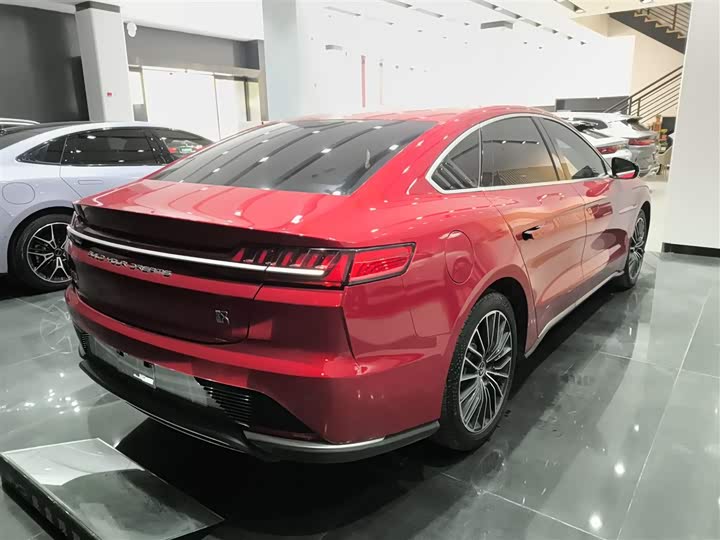 Фото 7 - BYD Han