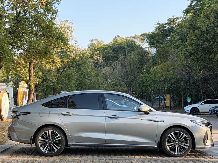 Фото 5 - Chery Arrizo 8