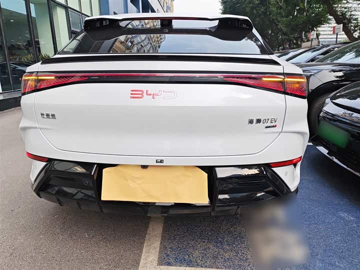 Фото 6 - BYD Sea Lion 07 EV