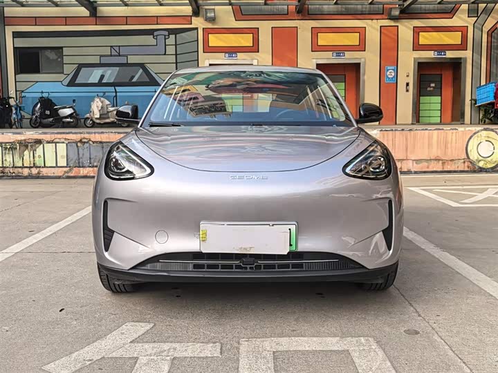 Фото 2 - Geely Galaxy Geome