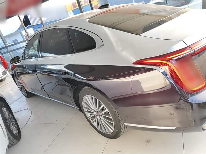 Фото 5 - Hongqi H9