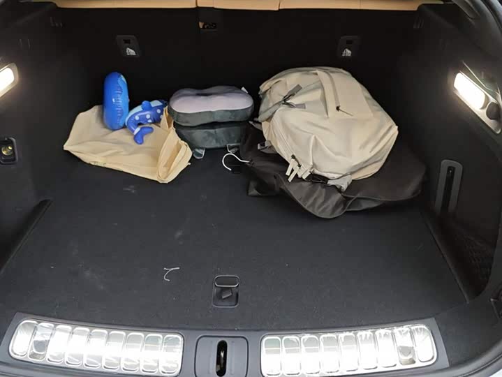 Фото 4 - Nio ET5T