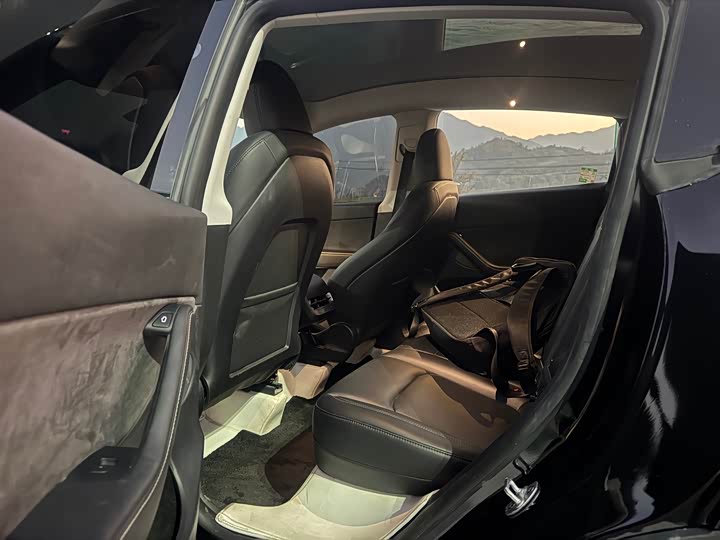 Фото 7 - Tesla Model Y