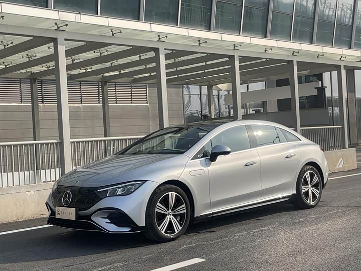 Фото 1 - Mercedes-Benz EQE