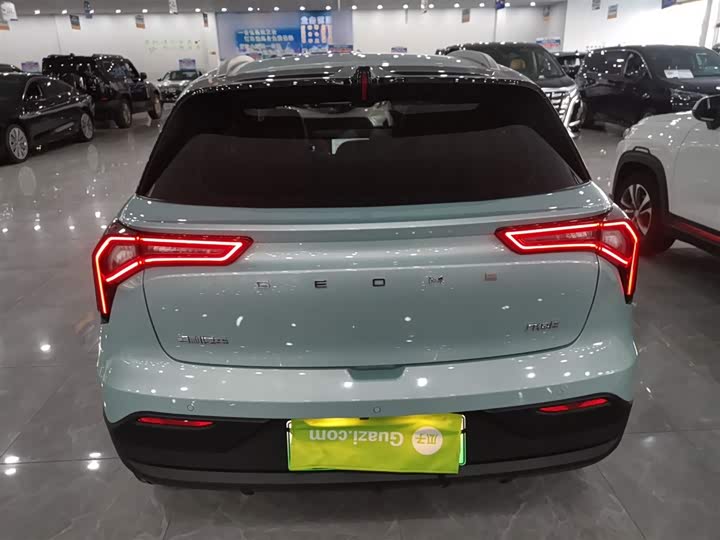 Фото 6 - Geely Geometry E Firefly