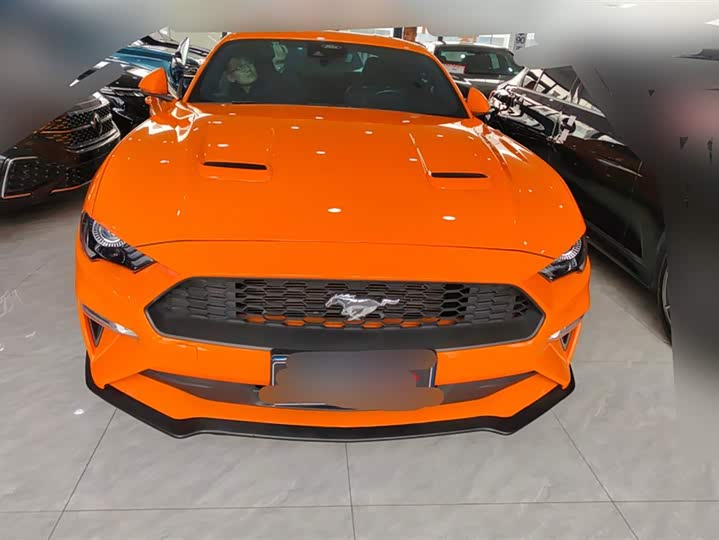 Фото 2 - Ford Mustang