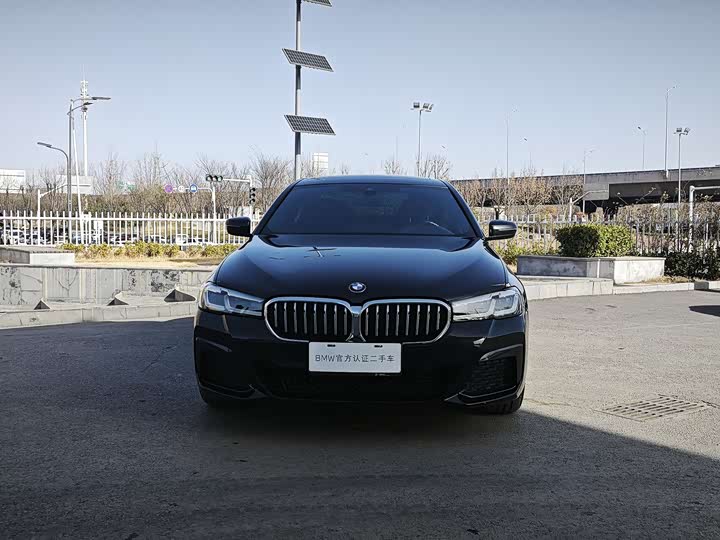 Фото 2 - BMW 5 Series