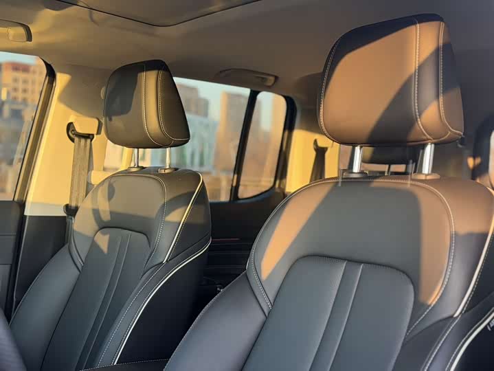 Фото 8 - Tank 300