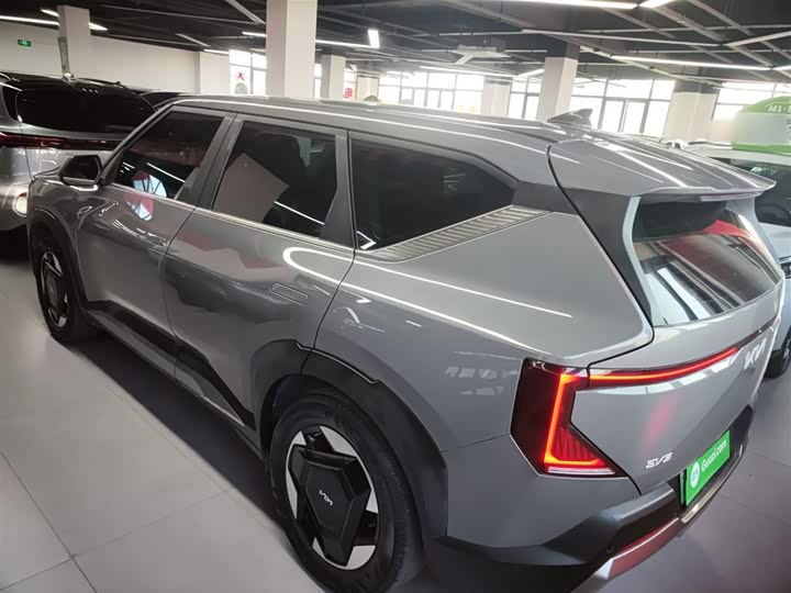 Фото 5 - Kia EV5