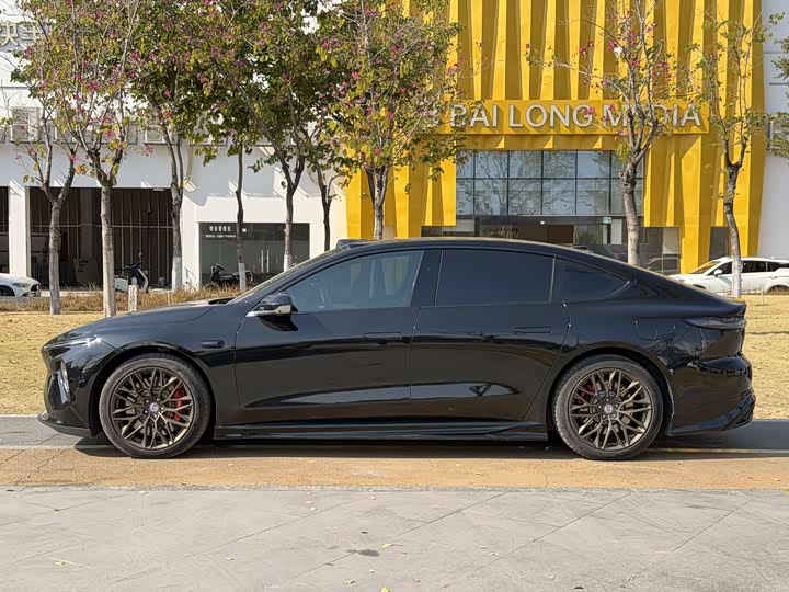 Фото 8 - Nio ET7