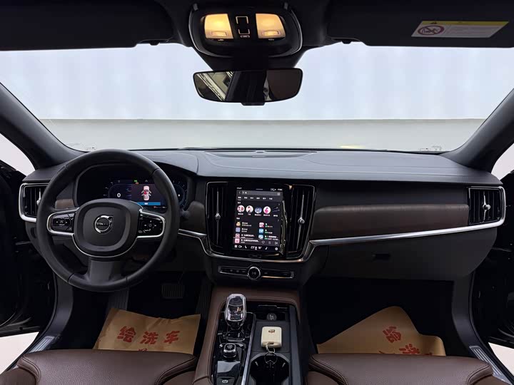 Фото 6 - Volvo S90