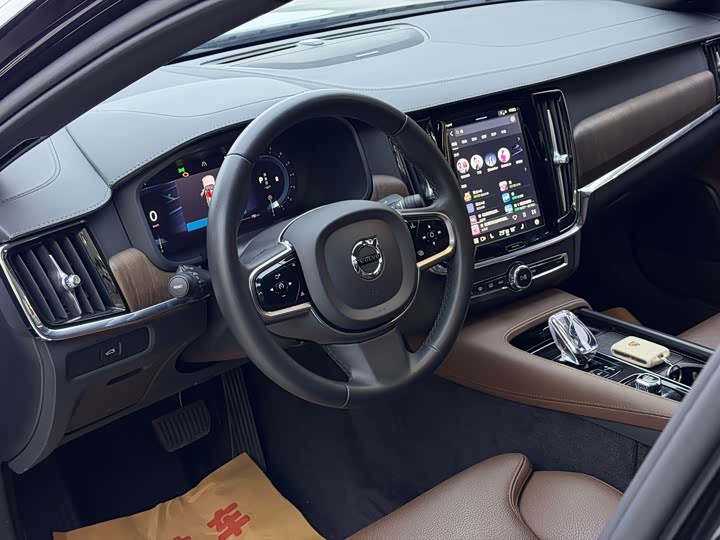 Фото 7 - Volvo S90