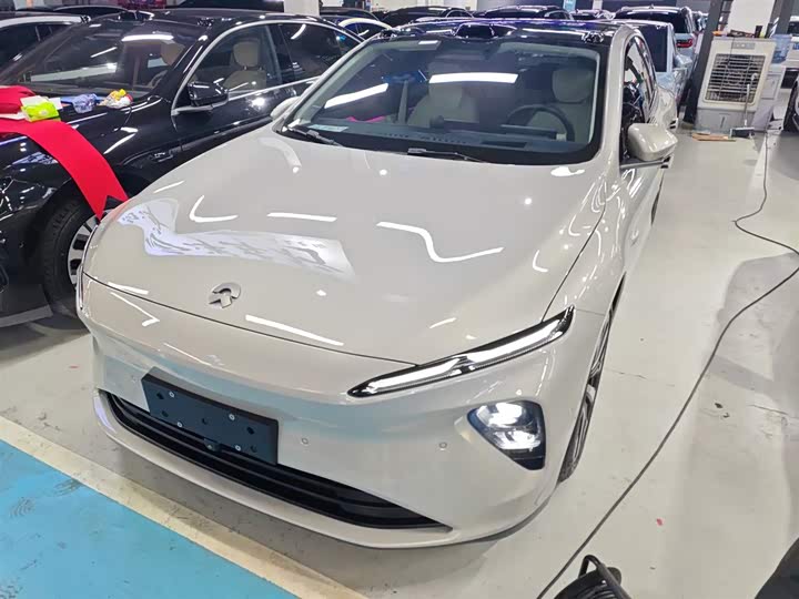 Фото 2 - Nio ET7