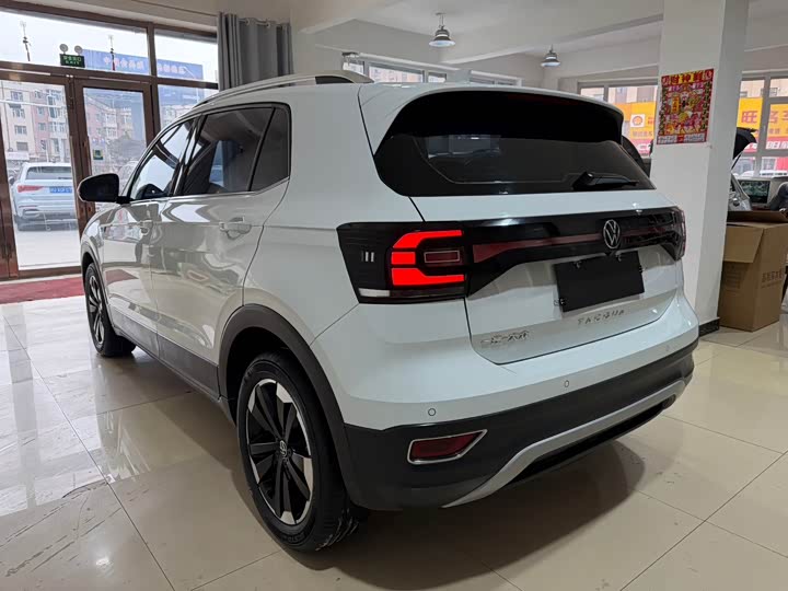 Фото 4 - Volkswagen Tacqua