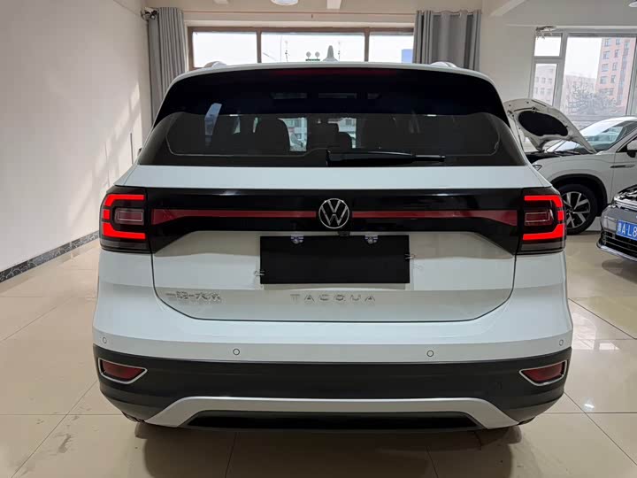 Фото 5 - Volkswagen Tacqua