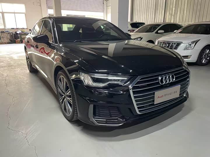 Фото 3 - Audi A6L