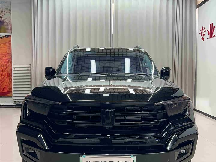 Фото 2 - Tank 400 Hybrid