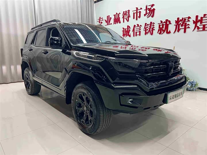 Фото 3 - Tank 400 Hybrid