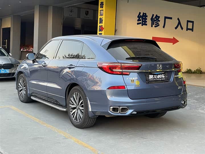 Фото 8 - Honda Avancier