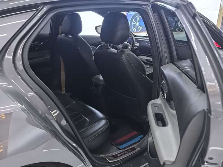 Фото 3 - GAC Trumpchi Empow R